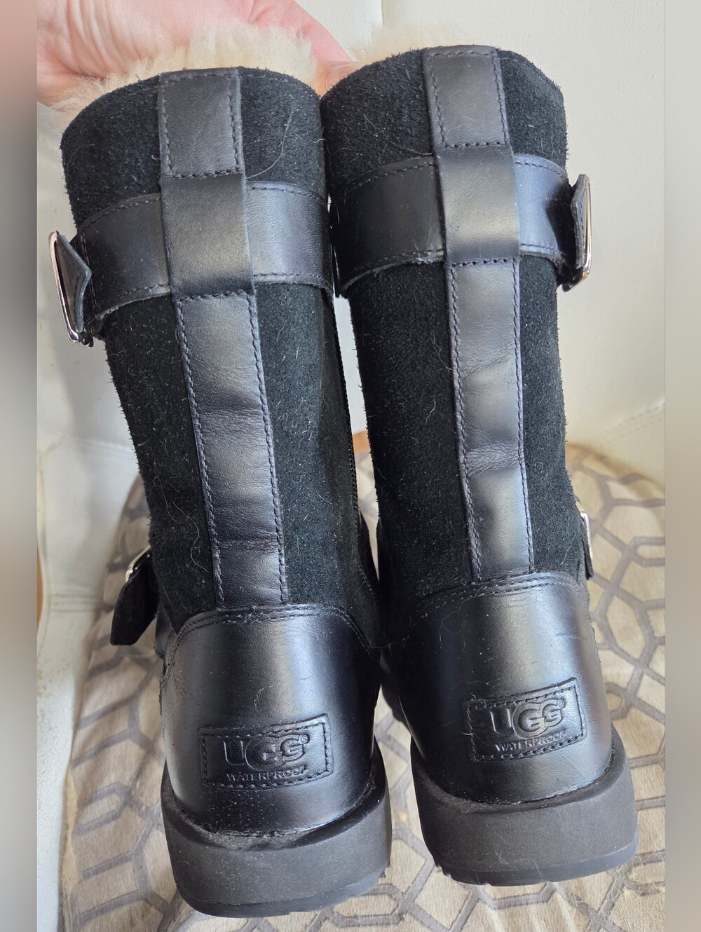 UGG Breida Boots Arctic Grip Size 8 - Picture 5 of 11